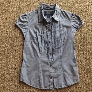 AE | White and blue striped top